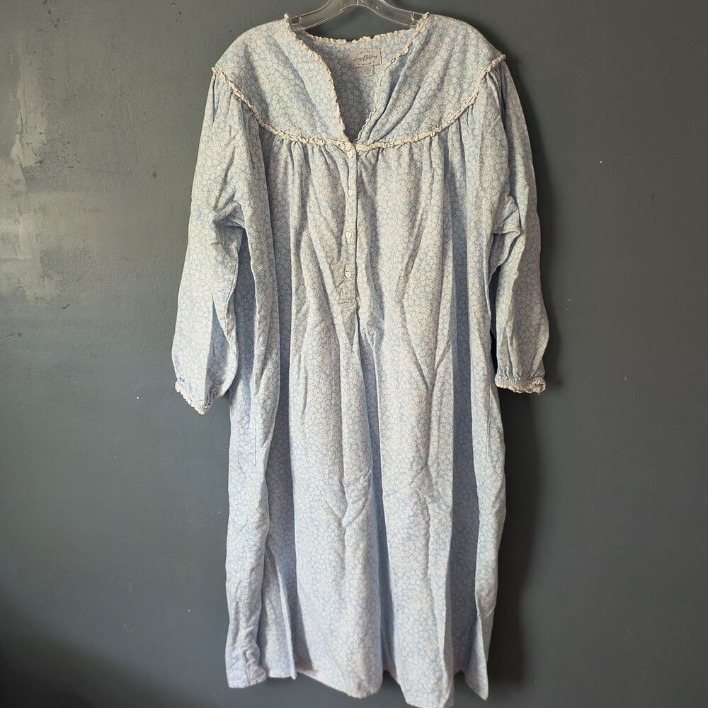 Lanz of Salzburg Flannel Nightgown 1X Blue White Floral Cotton Cottagecore Cozy